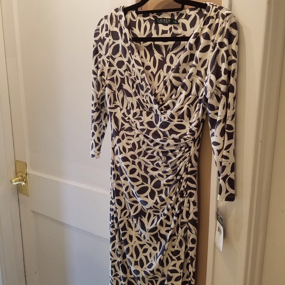 Lauren Ralph Lauren NWT gray/wt ruched wrap dress